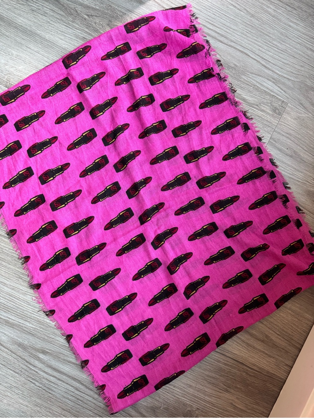 Betsey Johnson Hot Pink Lipstick Print Fringe Scarf